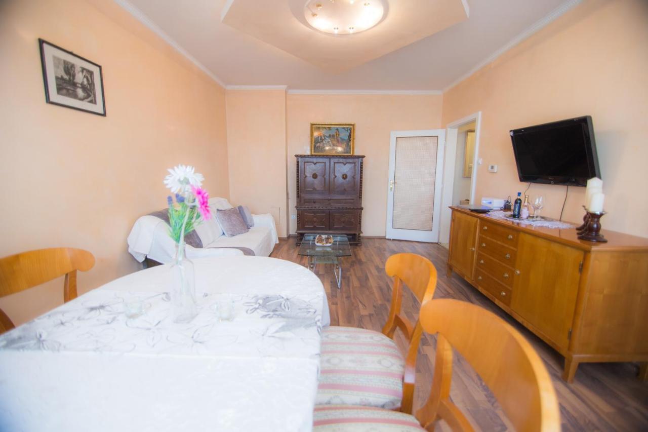 Apartment Southern Living By Jr City - Visit & Shop In Vosendorf Wien